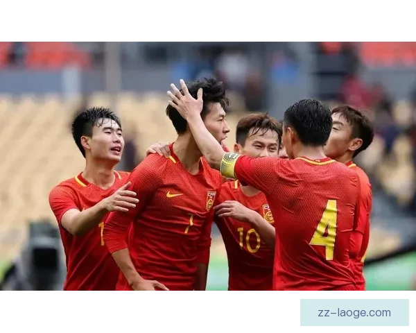 中国男足反击迅猛成为亮点 战术迅速转变为比赛制胜关键